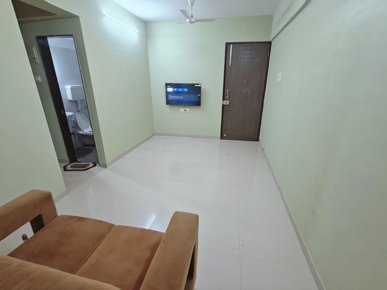 Madhavi Niwas 06 - 2nd floor Service Apartment  photo 4