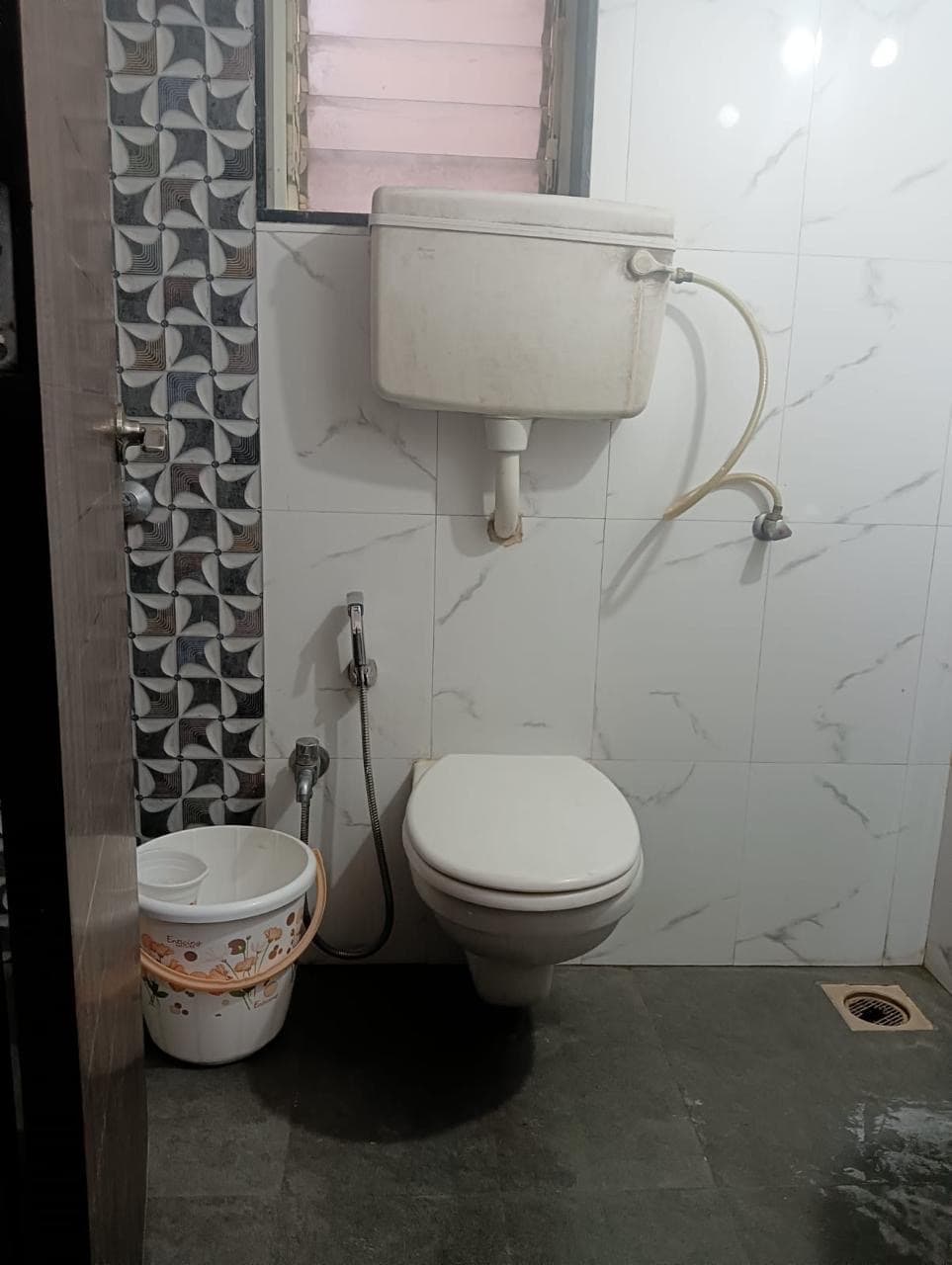 Madhavi Niwas 06 - 2nd floor Service Apartment  photo 6