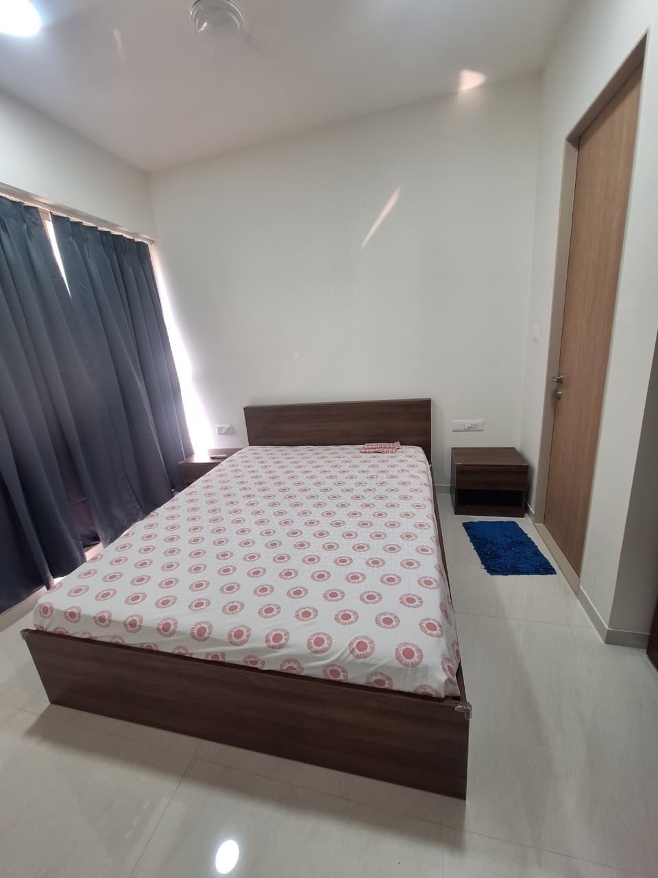 Lodha Crown Kolshet T 1 - 1109 Service Apartment  photo 1