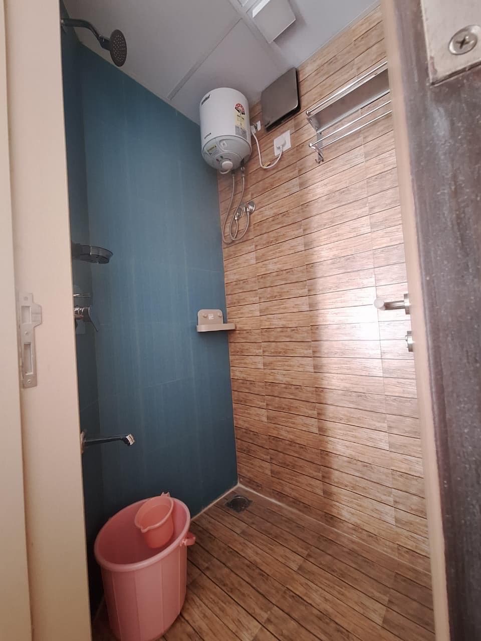 Lodha Crown Kolshet T 1 - 1109 Service Apartment  photo 12