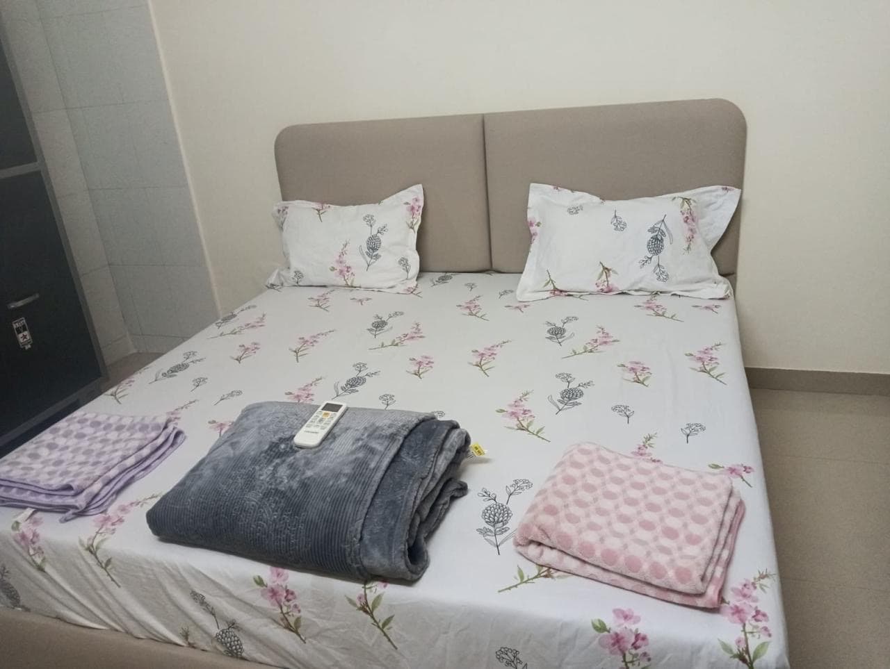 Madhavi Niwas 12 - 3rd floor Service Apartment  photo 6