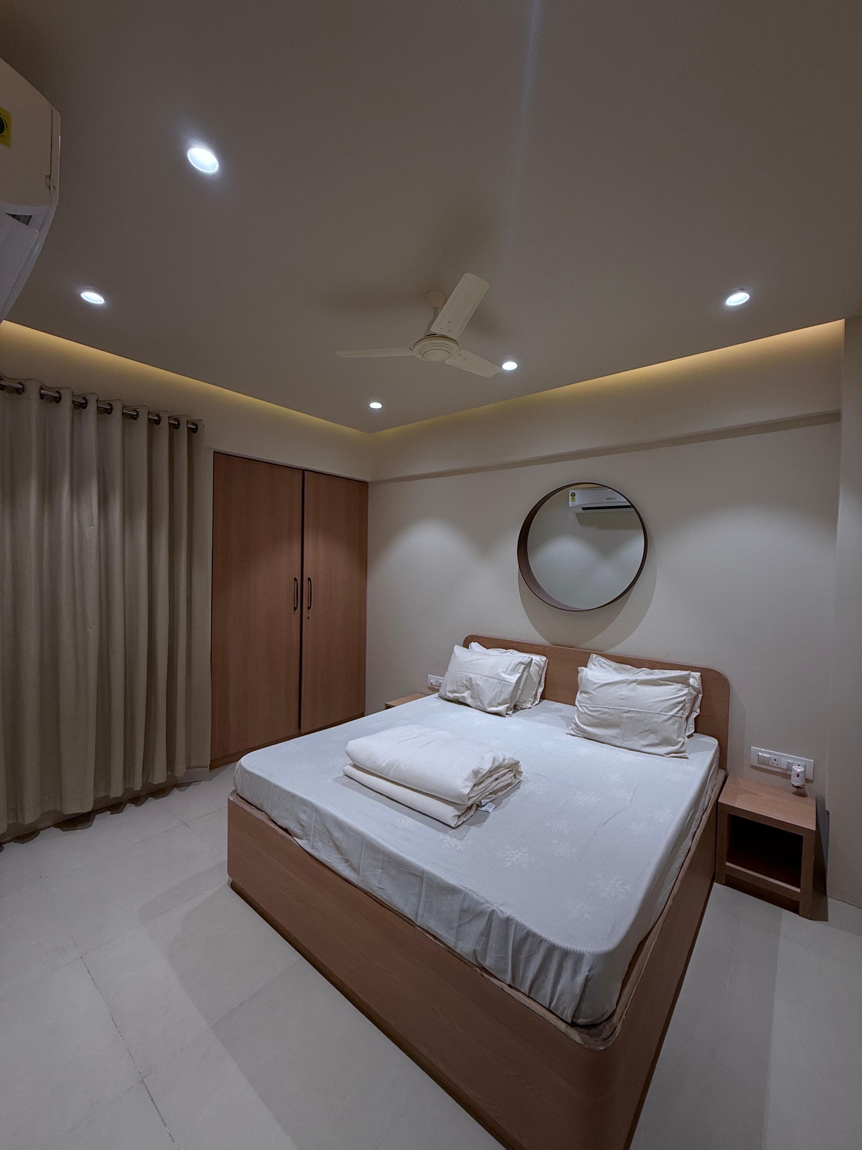 Pushpanjali Jacuzzi Great Escape House A12 Service Apartment photo 9