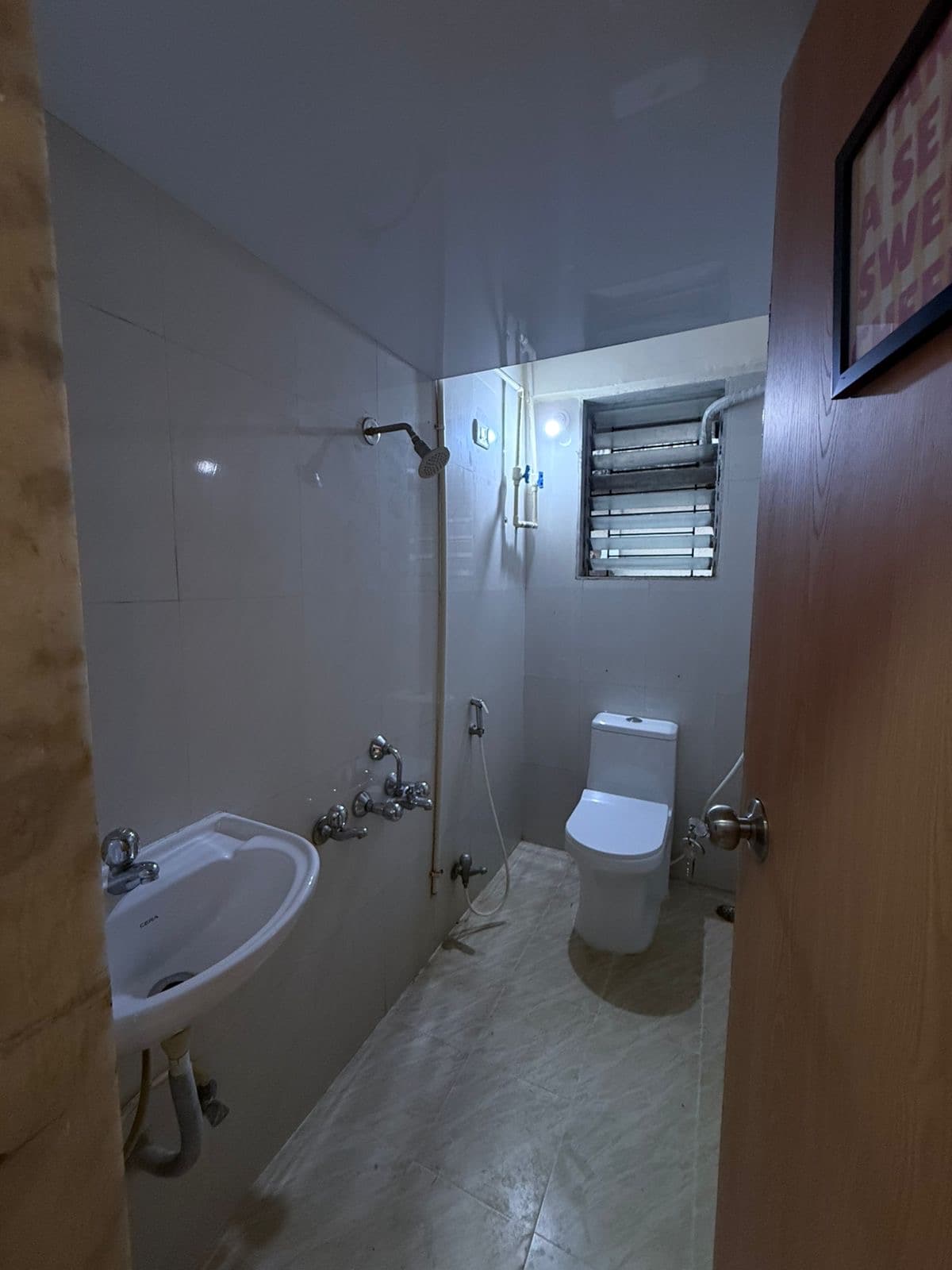 Pushpanjali Jacuzzi Great Escape House A12 Service Apartment photo 4