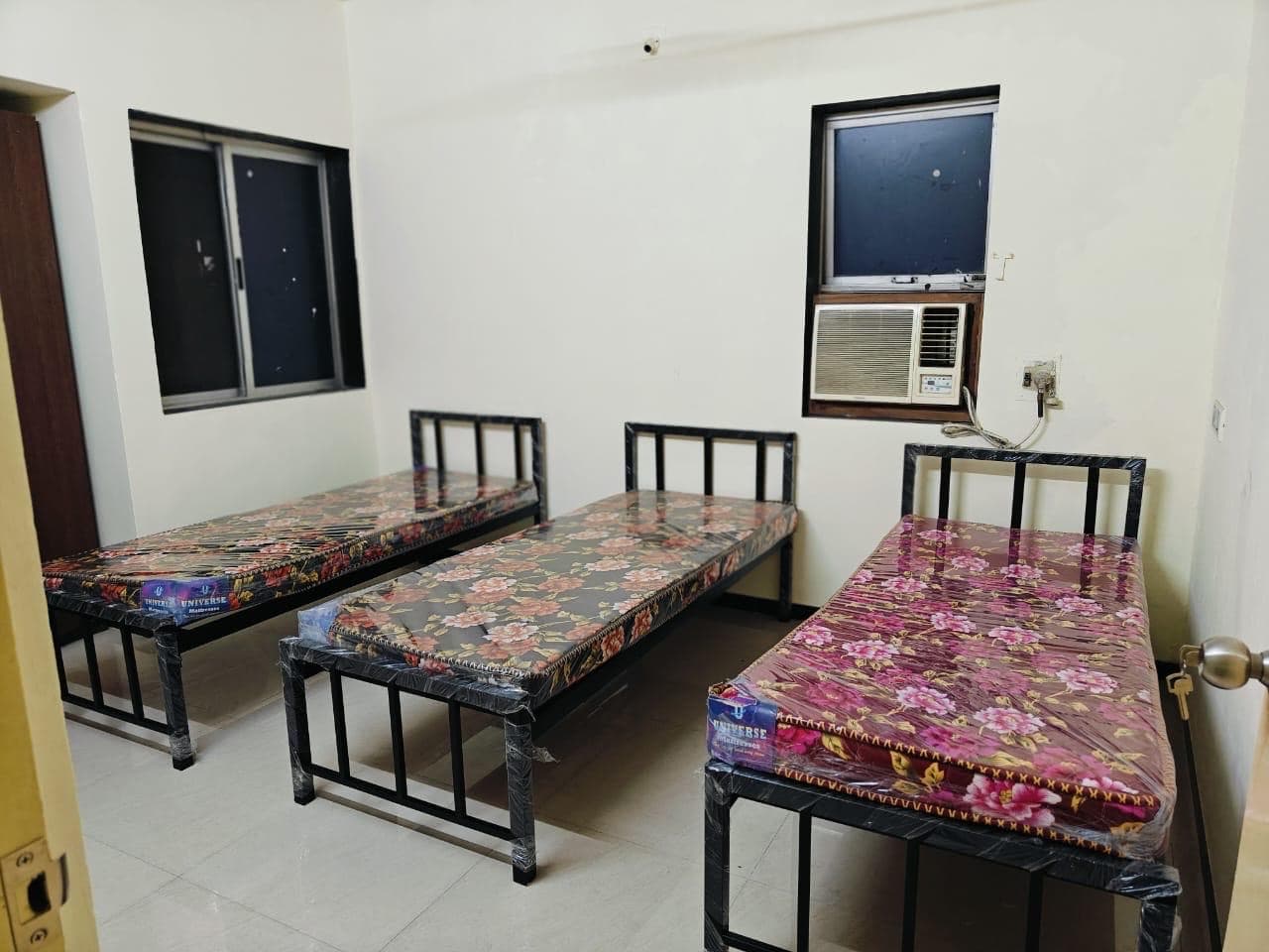 VIJAY NAGARI B7-31/6931_32/GIRLS photo 6