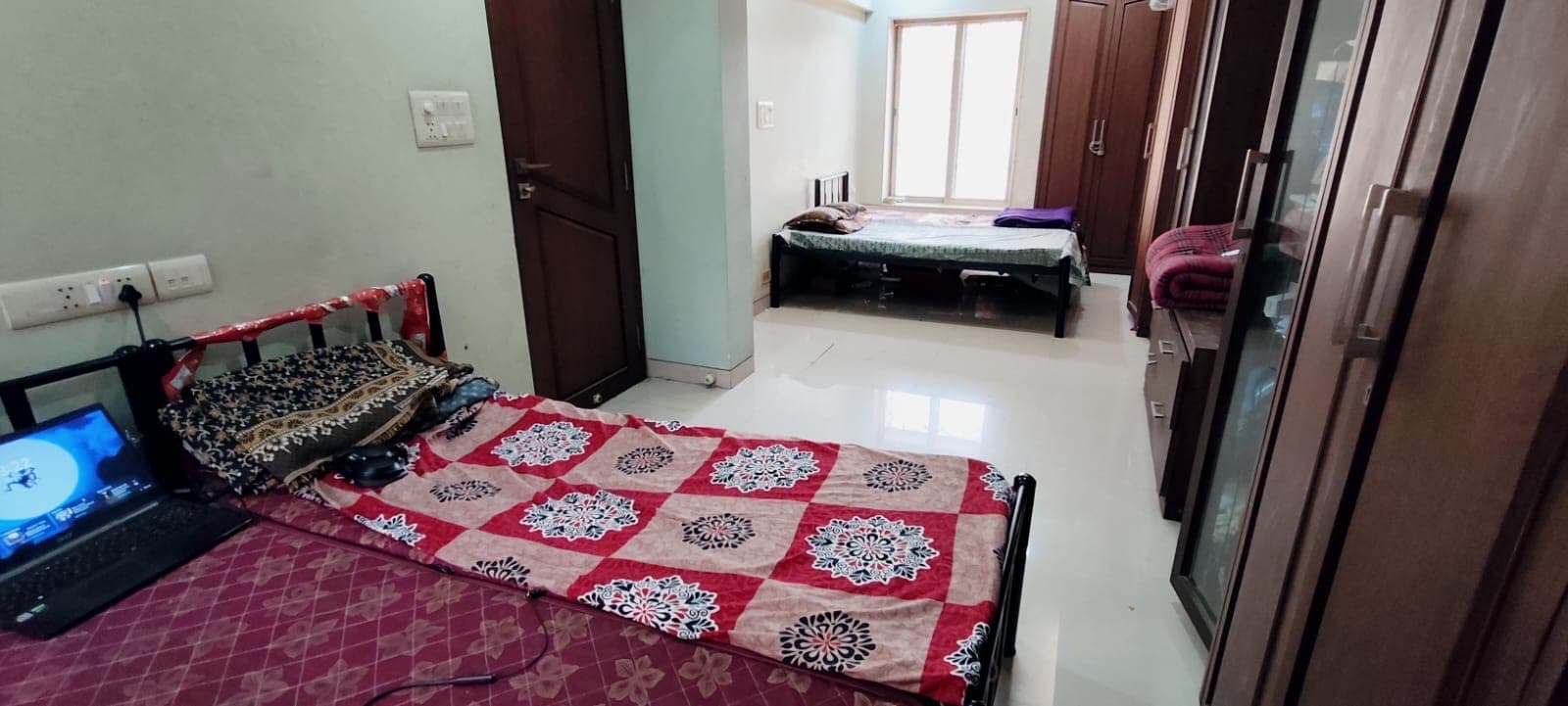 D BLOCK 1-6 BHK/BOYS photo 5