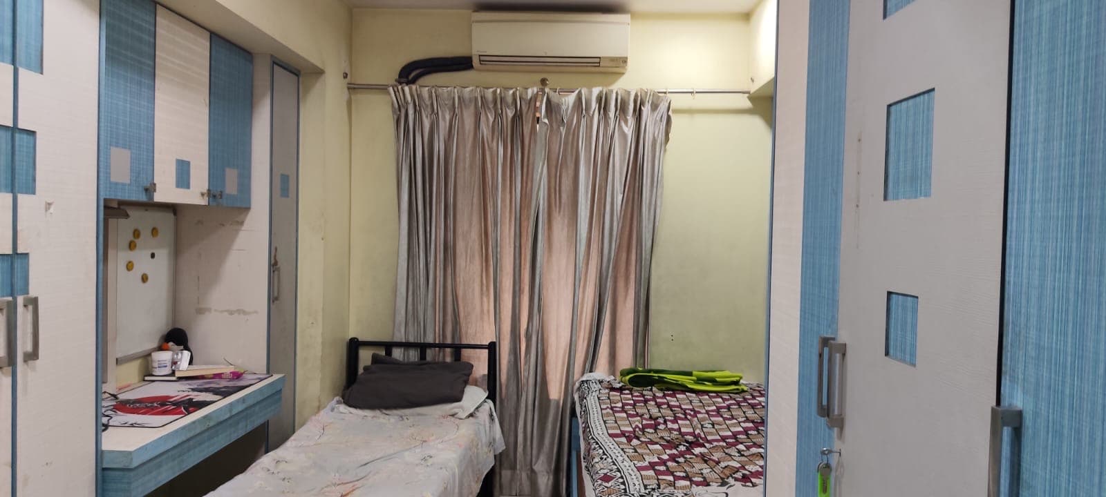 D BLOCK 1-6 BHK/BOYS photo 7